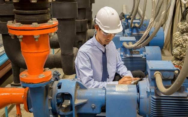 Air Cooled Chiller Maintenance